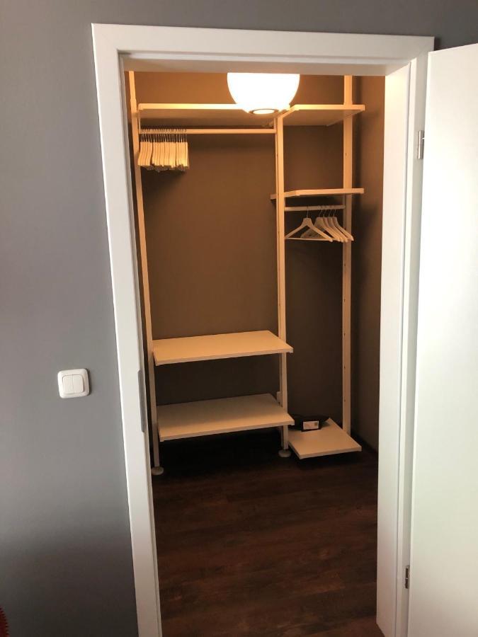 Studio Apartment In Dresden-Neustadt Екстер'єр фото