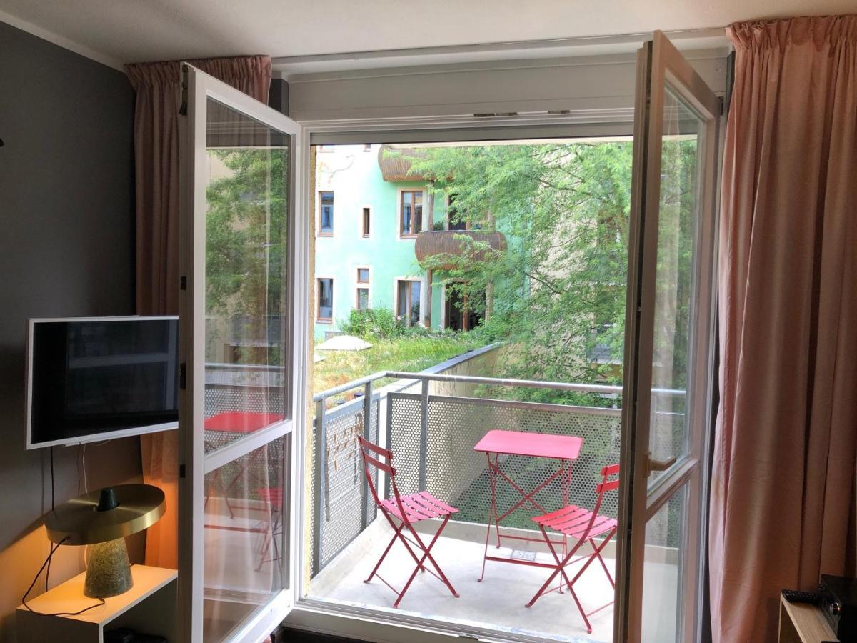 Studio Apartment In Dresden-Neustadt Екстер'єр фото